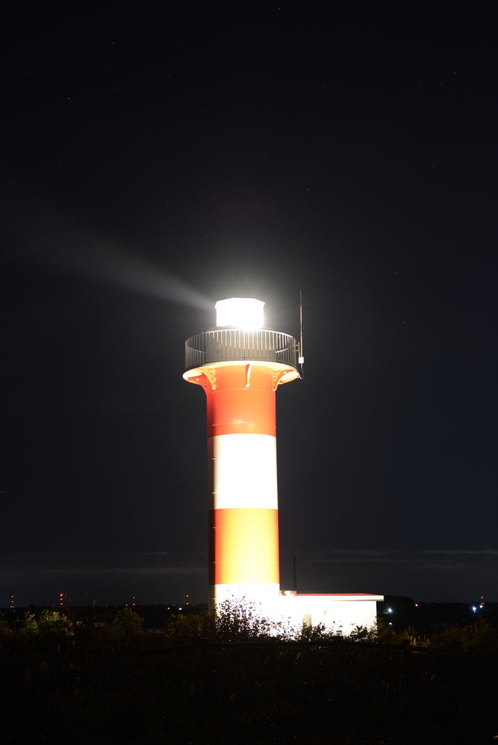 ���z�I�ȐΎ듔��̃��C�g�A�b�v