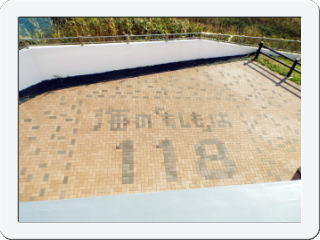 �C���^�[���b�L���O�ŊC�ۂً̋}�ʕ�d�b�ԍ��P�P�W��\�����Ă���