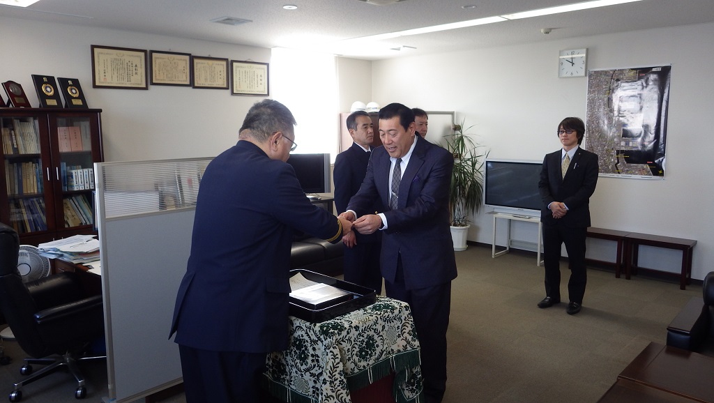 �w��؂��󂯎���