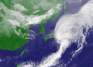 2007年10月27日午後2時30分の気象衛星ひまわりの衛星写真