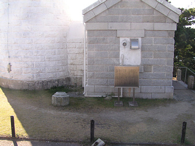 �P������̃n�E�X�摜