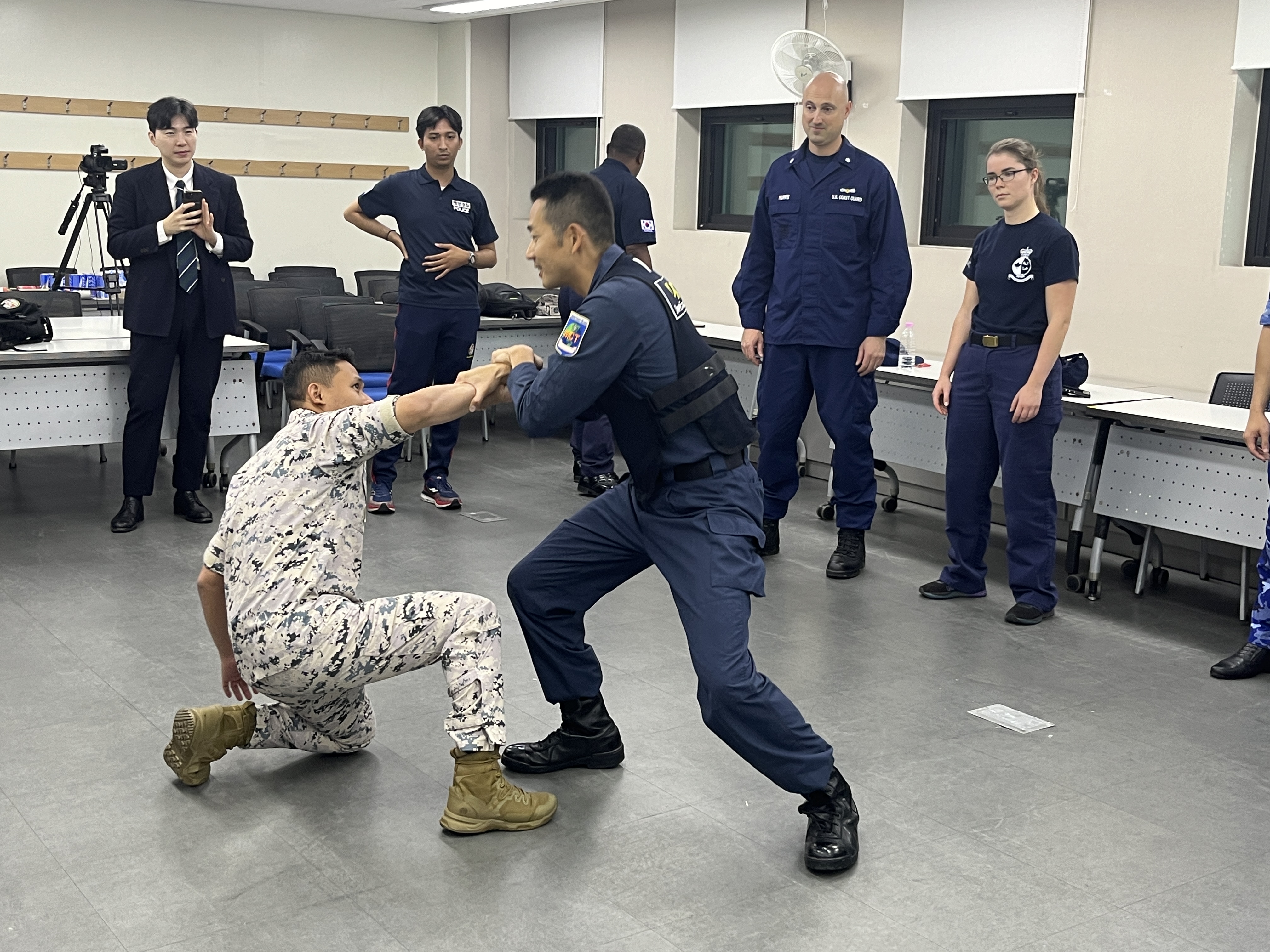Training: Arresting techniques