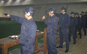 射撃訓練