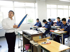 教育機関教官