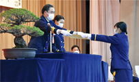 卒業証書授与