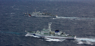 中国海警局に所属する船舶を監視する巡視船