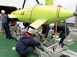 ��m������