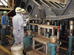 �D���H����