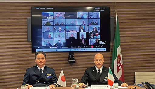 ���ɋ����c���ƃI�����C���Q����