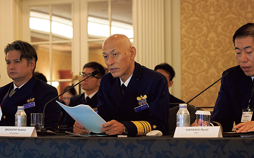 �c���𖱂߂�C��ۈ�������