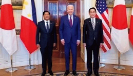 ���Ĕ��]�