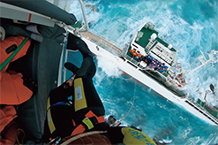 ヘリコプターからの様子