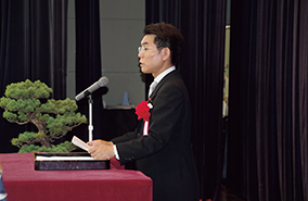 祝辞を述べる石橋国土交通大臣政務官