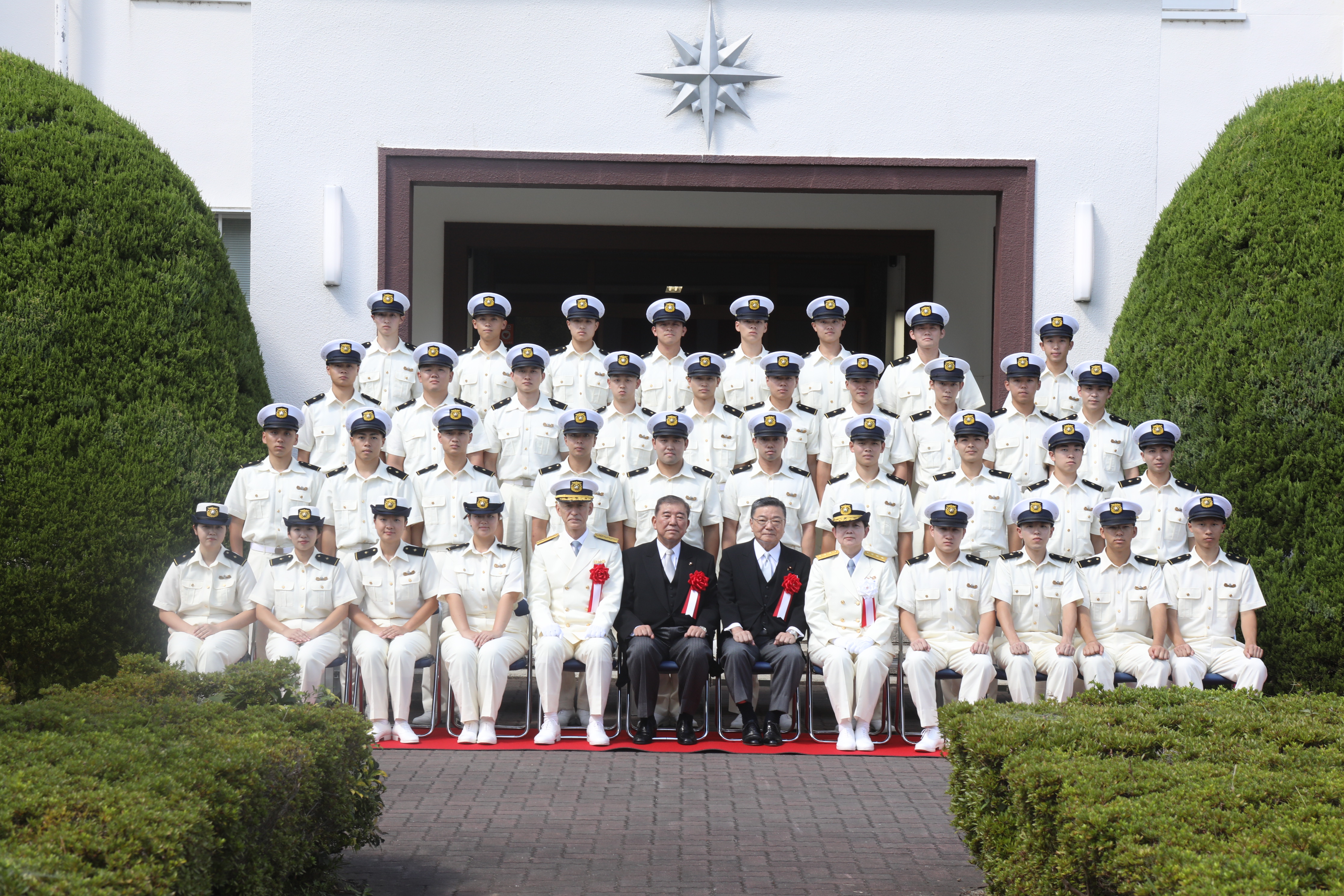 卒業生記念撮影