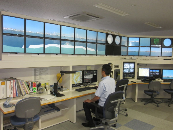 海上保安大学校施設内の海上保安シミュレーションセンター